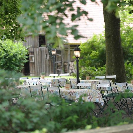 Hotel Gasthaus Adler Bad Waldsee Exteriör bild