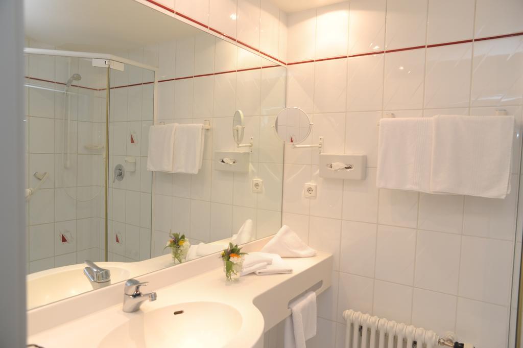 Hotel Gasthaus Adler Bad Waldsee Rum bild