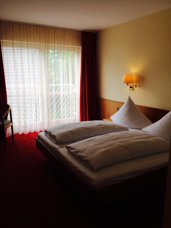 Hotel Gasthaus Adler Bad Waldsee Exteriör bild